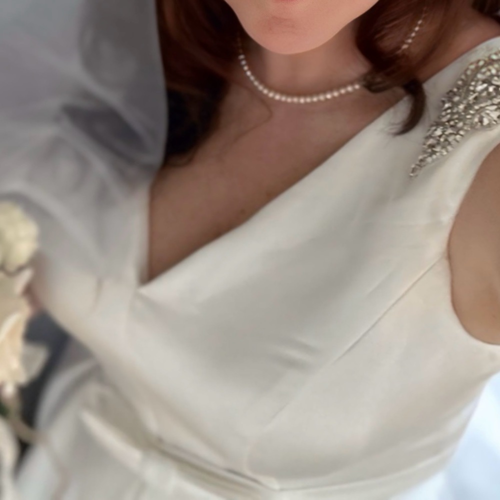 Classic NEW Satin Wedding Dress - Picture 3 of 5